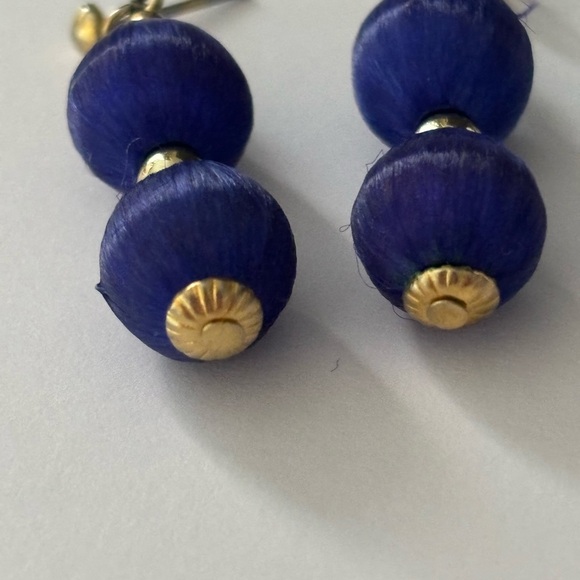 5/$20 vintage blue gold string ball earrings - Picture 5 of 5